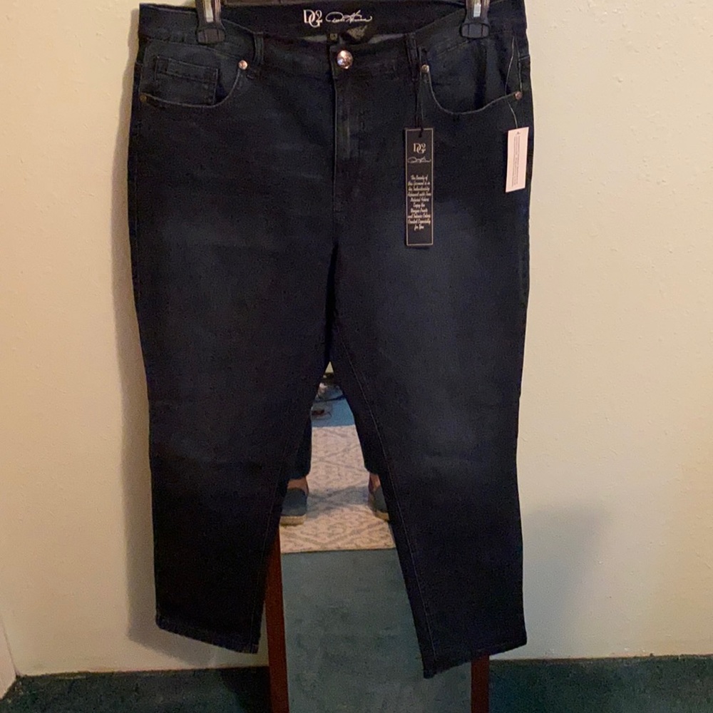 Brand new straight leg jeans. Beautiful. Petite